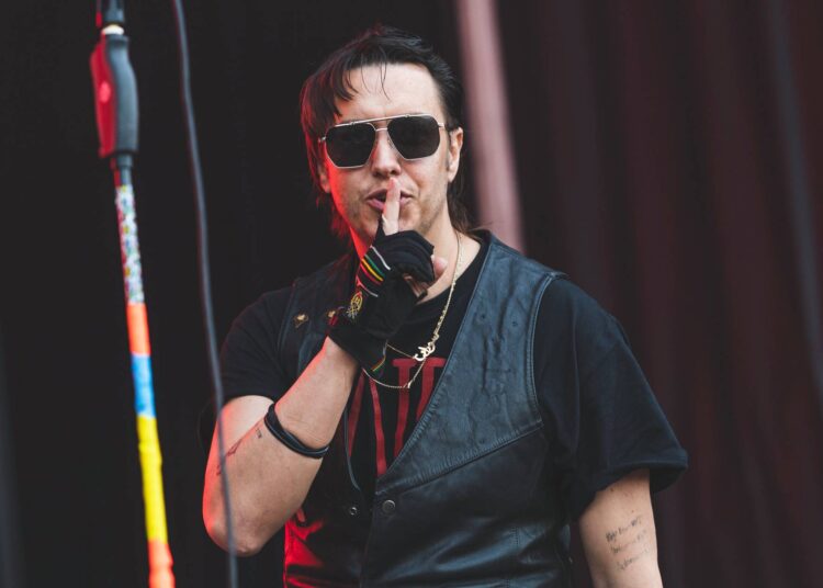 Ouça Julian Casablancas + o Voidz 'Novo Single Futurista' Blue Demon '