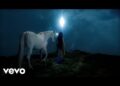 Ouça aqui a nova música de Noah Cyrus "Don't Put It All On Me" com Foxes Fleet