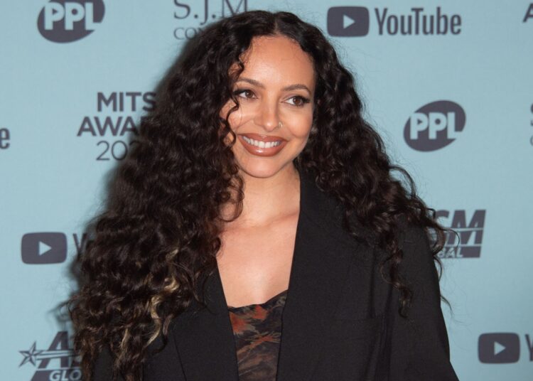 Ouça o novo single de Jade 'fufn (foda -se por agora)'