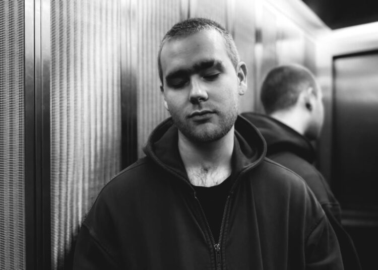 Ouça o novo single infeccioso de Mura Masa 'Jump'