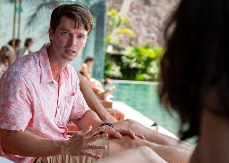 Patrick Schwarzenegger fala 'O Irmão Branco de Lótus' Incesto: 'Whoa'