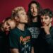 Plaiins lançam um novo videoclipe para 'Happy Faces'