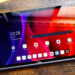 Por que eu prefiro este tablet Lenovo ultraportável sobre o iPad para entretenimento móvel