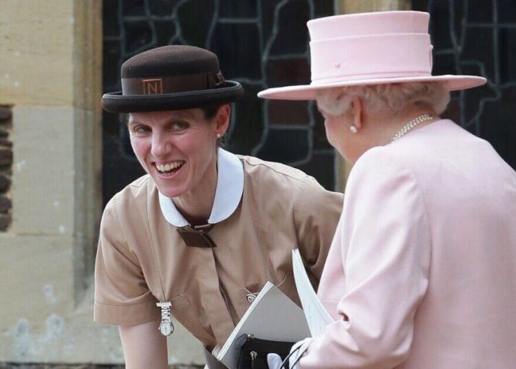 Quantidade incrível de dinheiro George, Charlotte e Nanny de Louis fazem | Real | Notícias