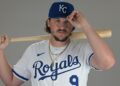 ROYALS FAVA SAVORITO SLUGGER 'Breaks' Major $ 40 milhões NFL Free-Agent Signing