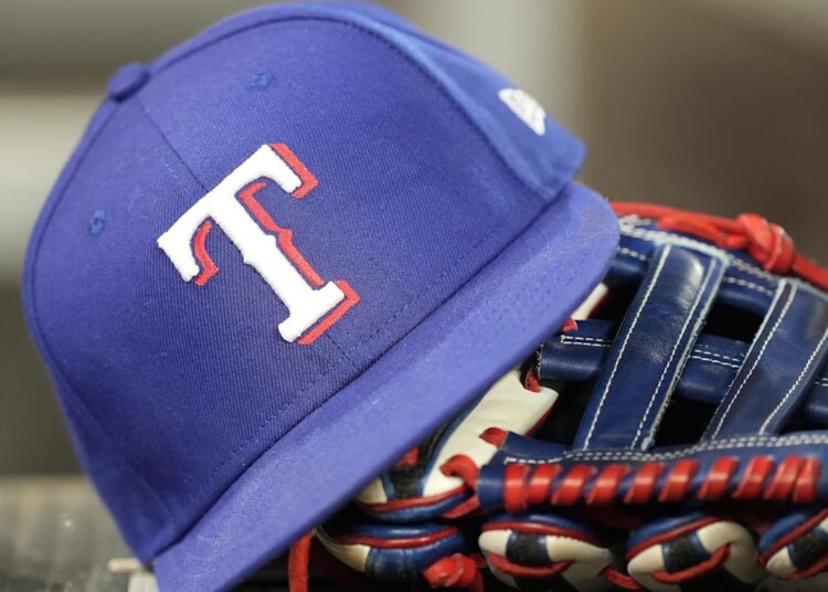 Rangers Blockbuster Idea comercial despeja US $ 14 milhões ex-estrelas para o Royals