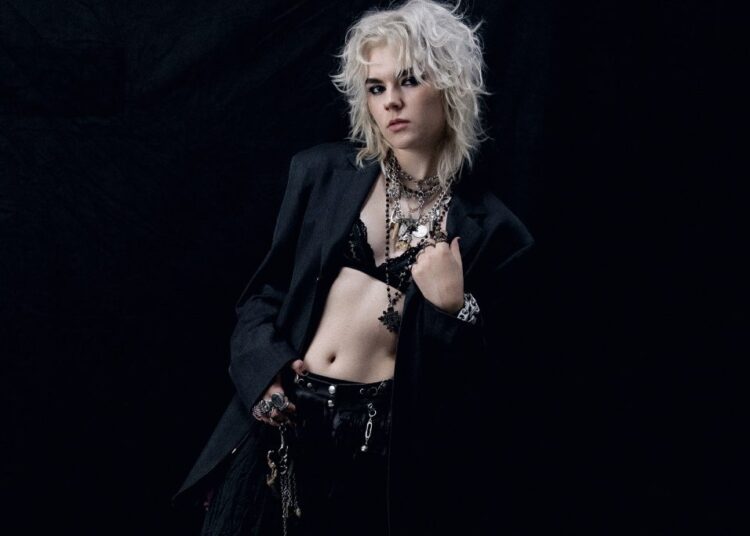 Ratbag está provocando um novo projeto com sua canção de amor 'Juliet & Juliet'