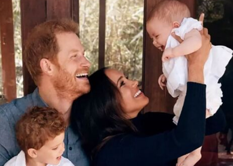 'Razão por que' Meghan Markle e os filhos do príncipe Harry Archie e Lilibet têm dois sobrenomes diferentes - família real