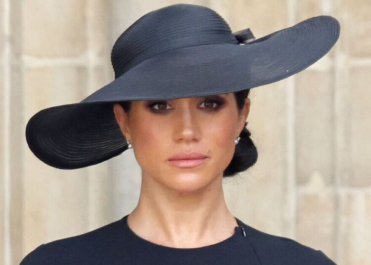 Real razão pela qual Meghan foi convidado a 'ficar longe' do leito da morte da rainha | Real | Notícias