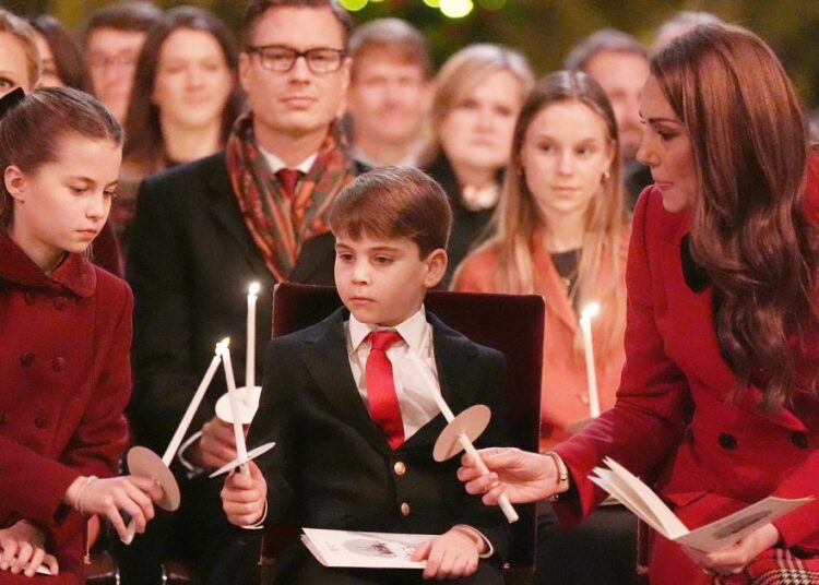 Rei Carlos III, Atualizações de Saúde da Princesa Kate e Marcos Reais
