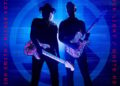 Richie Kotzen diz que o novo single Smith/Kotzen 'Black Light' foi quase descartado: 'Essa música quase não sobreviveu'