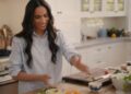 Royal Family Live: Meghan Markle criticou como 'brega' por usar crianças para promover negócios | Real | Notícias