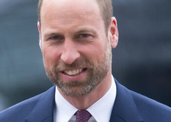Royal Family anuncia a próxima viagem do príncipe William (e não inclui Kate Middleton)