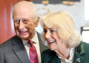 Royal Stafter fala sobre o relacionamento de Charles & Camilla
