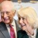Royal Stafter fala sobre o relacionamento de Charles & Camilla