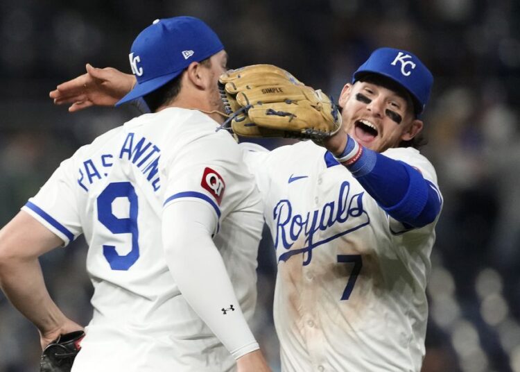 Royals Rumblings - Notícias para 25 de março de 2025