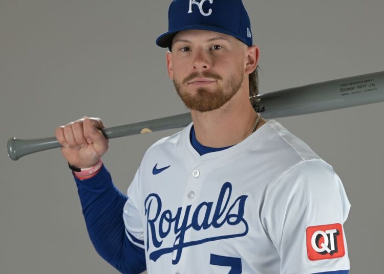Royals revelar a formação do dia de abertura de 2025