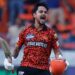 SRH Torment Royals Bowlers