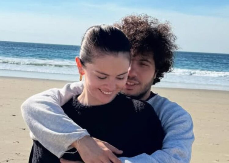 Selena Gomez, a nova música de Benny Blanco inspirada no primeiro encontro