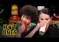Selena Gomez e noivo Benny Blanco aumentam o calor em 'Hot Ones'