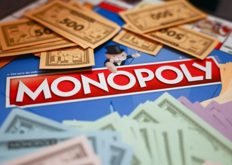 Série de competição de realidade de 'monopólio' em Works at Hasbro