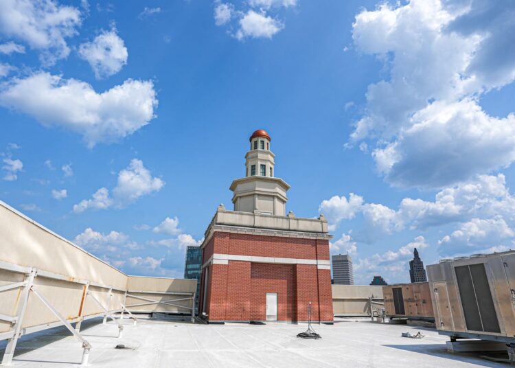 Showcase cinemas em Warwick, North Attleboro Pick Up Secret Mall Apartment