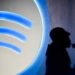 Spotify diz que pagou US $ 10 bilhões em royalties no ano passado em meio a críticas de artistas
