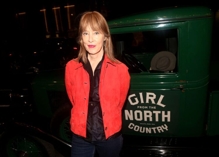 Suzanne Vega detalha o primeiro álbum de novo material desde 2014
