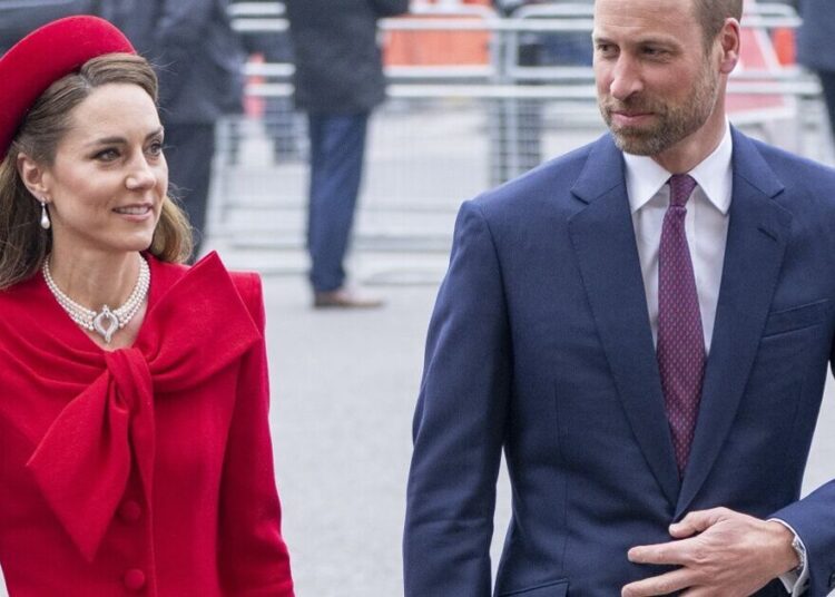 Sweet Way Princess Kate 'Honors' Príncipe William, mesmo sem seu anel de noivado | Real | Notícias
