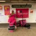 Tennessee Belle que virou nova Yorker delicia os passageiros com músicas no metrô de Nova York