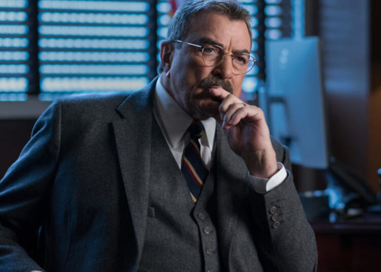 Tom Selleck aparentemente acabou de conseguir o acompanhamento do Blue Bloods (e é exatamente o projeto que eu esperava que fosse)
