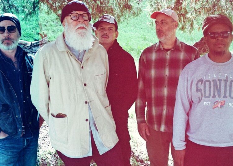 Tortoise revela a primeira nova música em nove anos, "Oganesoneson"