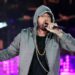 Um ex -engenheiro de estúdio é acusado de roubar música eminem inédita e vendê -la online
