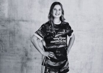 Utah Royals revela um novo kit de grande salto por salão para 2025 temporada