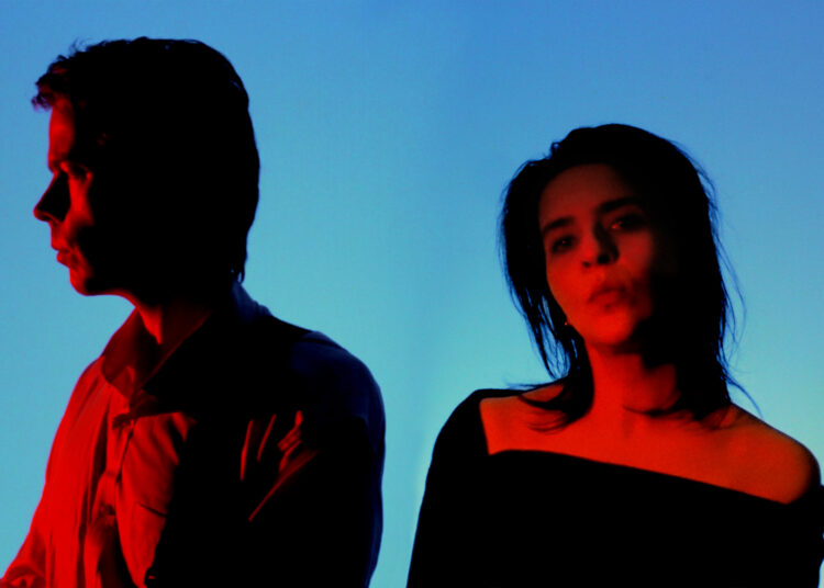 VOWWS Libere um novo videoclipe para 'Hurt You'