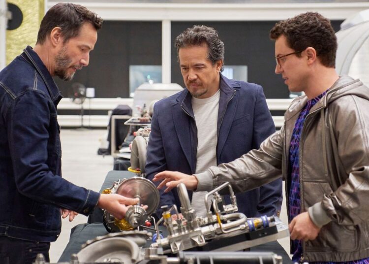 'Visionários' Keanu Reeves, Gard Hollinger explora a curiosidade
