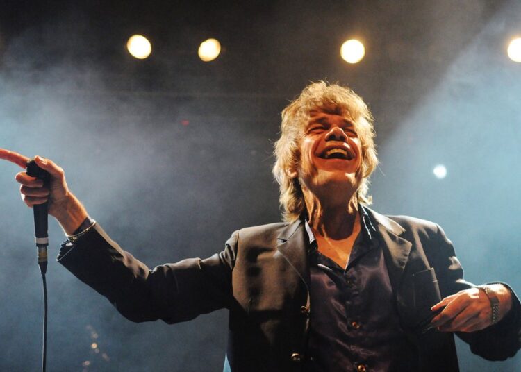 Vocalista do New York Dolls morto aos 75