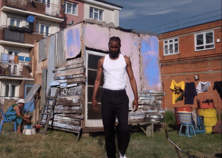 Wretch 32 anuncia o sexto álbum 'Home?' Com o single despojado 'Like Home' com Teni
