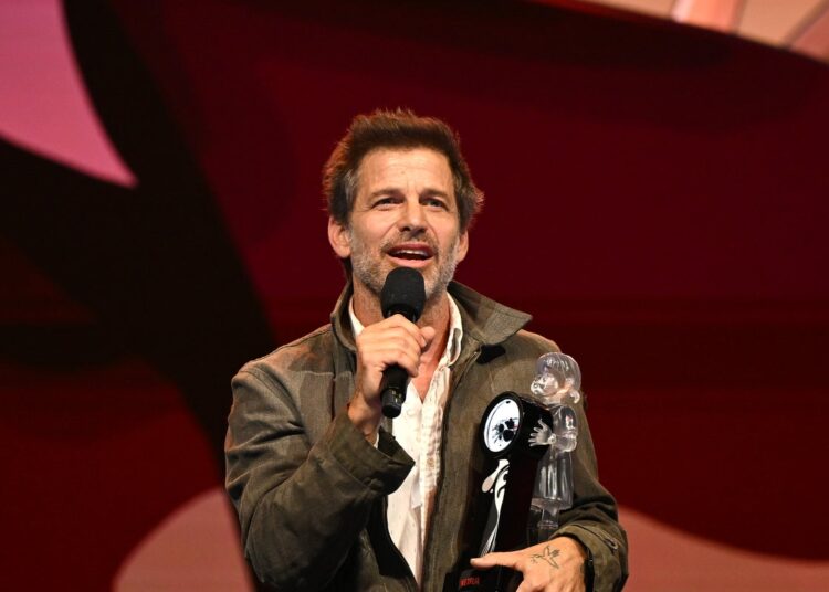 Zack Snyder confirmou para escrever e direto UFC Film Brawler