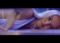 Zandi Holup libera poderosa nova música 'Dirty Wings'