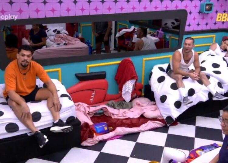 VINICIUS E VITÓRIA STRADA DEBOCHAM DE VILMA “VELHA SONSA NÃO, POMBA SONSA” Confira o momento | BBB25