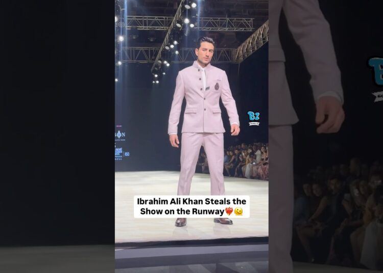 Ibrahim Ali Khan makes a dashing runway debut – A star in the making 😍🔥 #celebrity