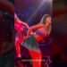 O icônico salto de Taylor Swift!#curiosidades #noticias #brazil