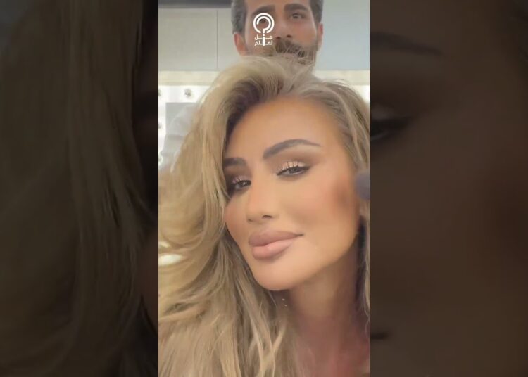 مايا دياب ترتدي جمبسوت الاخطبوط