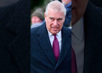 Charles vai cortar laços com Andrew e Harry? A verdade exposta!  #shorts    #shortsfeed   #news