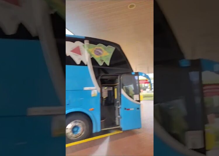 LEVANDO UM ÔNIBUS VAZIO PARA REALEZA