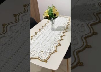 Trilho de mesa realeza em crochê – crochet – caminho de mesa