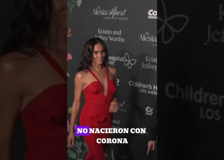 Reinas que no nacieron reales, pero conquistaron el trono #Realeza #Reinas #Shorts