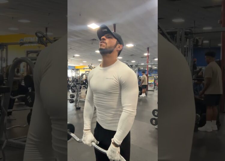 «vivimos en constante felicidad y alegría» #motivation #gym #realeza
