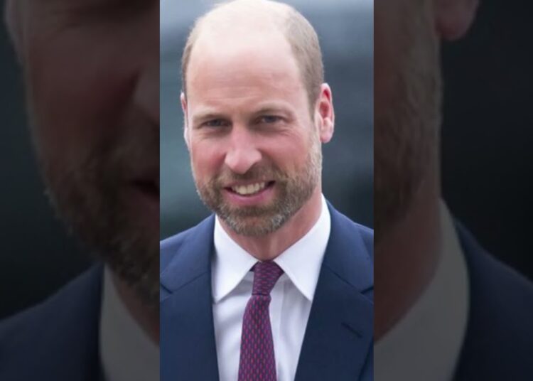 William e Kate chocam ao faltar em evento com Rei Charles! #shortsfeed #shortsyoutube #news